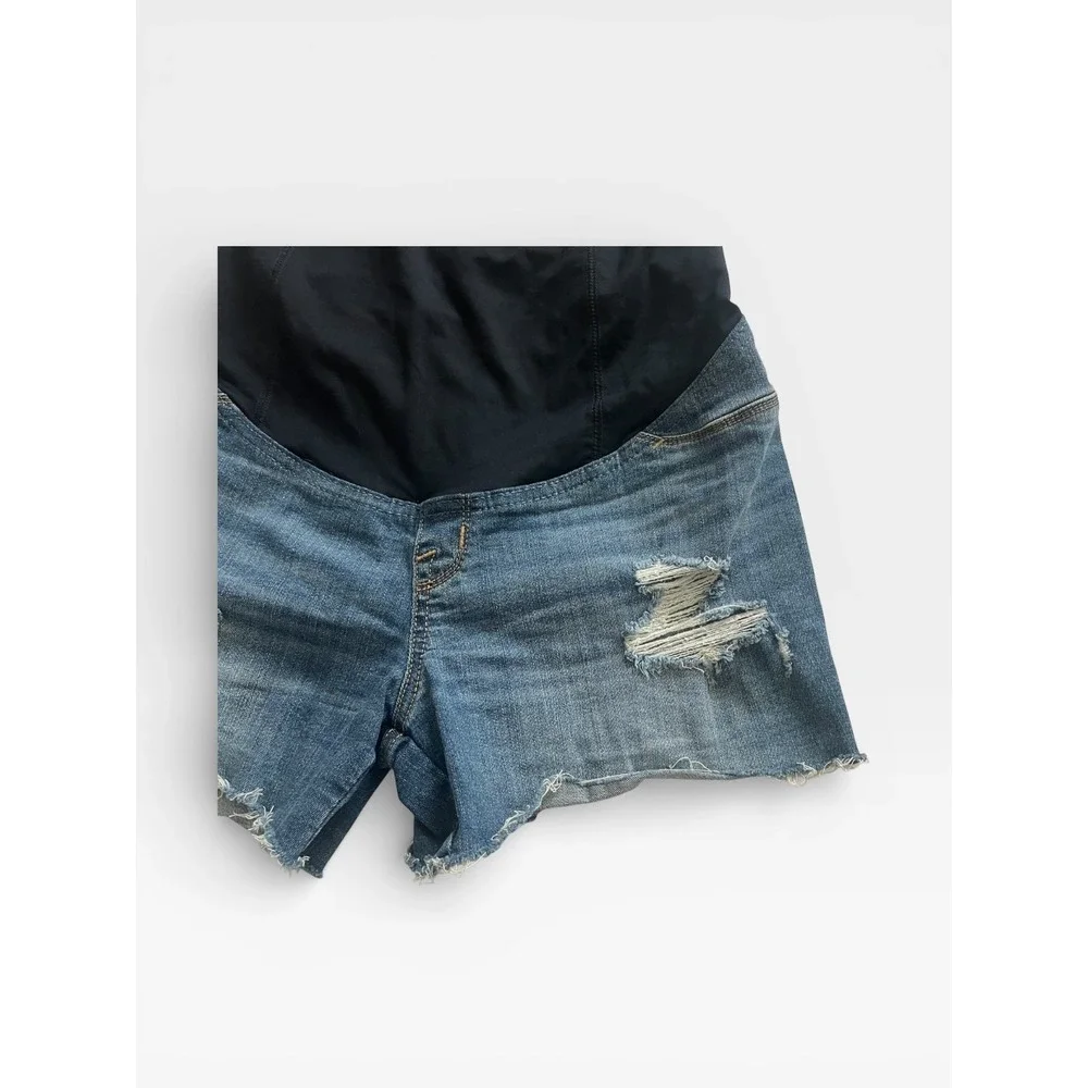 Isabel Maternity Ingrid & Isabel Distressed Denim Midi Shorts Blue‎ Size 2/26